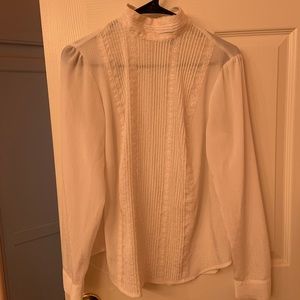 White Lacey turtle neck